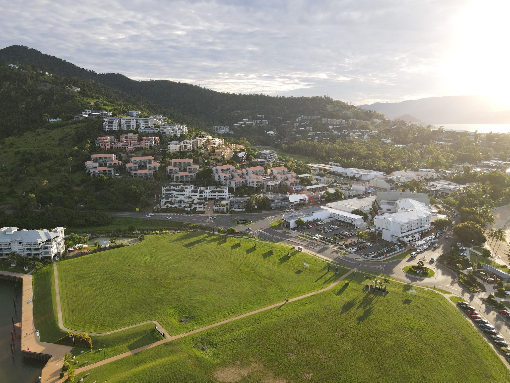 Coral Sea Resort Airlie Beach Exterior photo