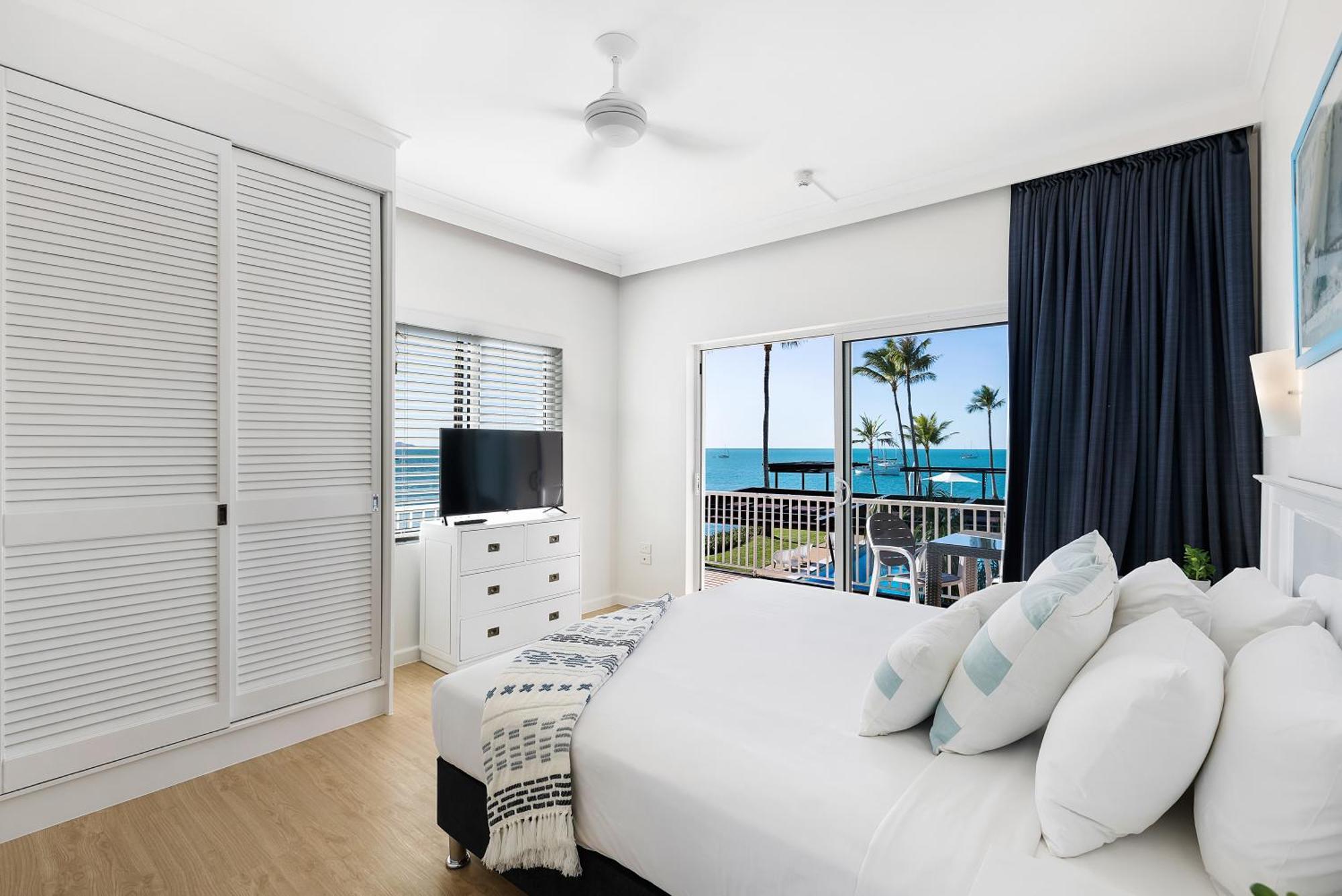 Coral Sea Resort Airlie Beach Room photo